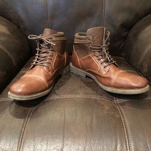 Men’s APT. 9 brown boots size 12 MED
